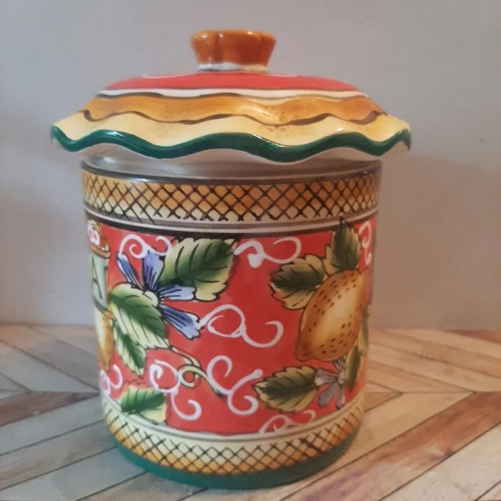 Unbranded italian pottery